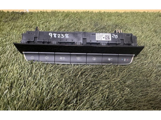 Блок управления климат-контролем 10703152   MG ZS