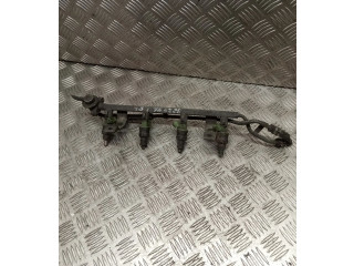 Топливная рампа Mazda 323 F