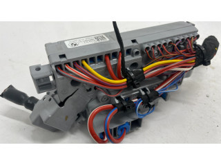 Блок предохранителей 6807487 BMW 3 G20 G21