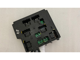 Блок предохранителей 31473570   Volvo XC90    