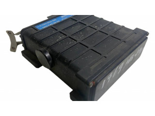 Řídící jednotka 0025453632, 0280800100 Mercedes-Benz 190 W201 1990