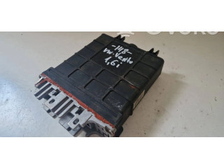 Řídící jednotka 037906025J Volkswagen Vento 1996