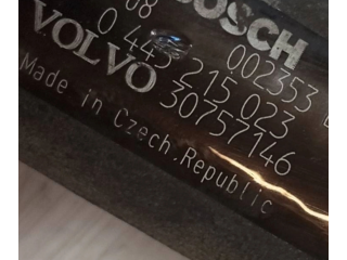 Топливная рампа 30757146, 002353   Volvo V70  