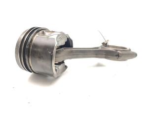 Поршень с шатуном Mitsubishi Outlander