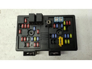 Блок предохранителей 96821082 Chevrolet Captiva