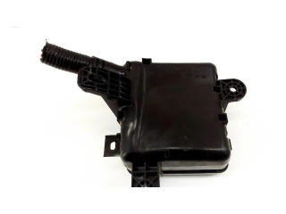 Pojistková skříňka 243843NA0A, 3NA0A Nssan Leaf I (ZE0) 2012