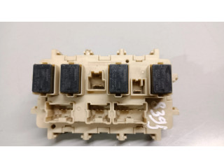 Блок предохранителей 243808901R, 243504CL0B Nissan Qashqai