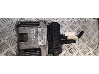 Řídící jednotka 03g906021pd Volkswagen Caddy 2008