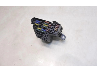 Блок предохранителей     Audi A3 S3 A3 Sportback 8P    