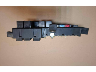 Блок предохранителей 8637841, 518717004   Volvo S80