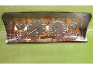 Панель приборов Jaguar XJ X300