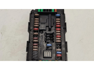 Pojistková skříňka 9389068 BMW M2 F87 2017