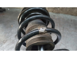 Передний амортизатор