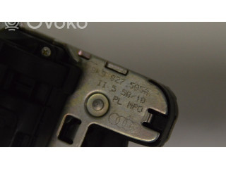 Zámek zadních dveří 8K9827595A   Audi A7 S7 4G 2011