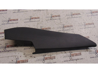 Другая деталь салона