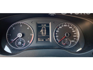 Спидометр (приборный щиток) 5C6920870A Volkswagen Jetta VI