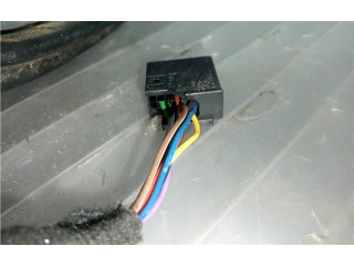 Zpětné zrcátko  Volkswagen Tiguan 2009  5N1857502AQ  