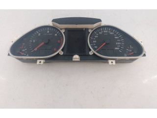 Přístrojová deska Audi Q7 4L 2006 4L0920900B, E2-A1-27-8