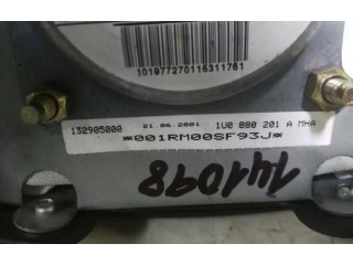 Подушка безопасности водителя 1U0880201, 0110009   Skoda Octavia Mk1 (1U)