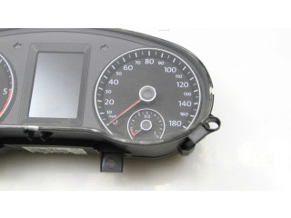 Панель приборов 5C6920972A   Volkswagen Jetta VI       