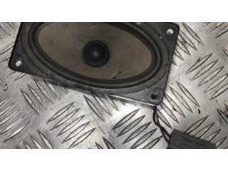 Громкоговоритель (громкоговорители) в передних дверях