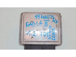 Блок управления двигателя 03P906021AN, 28395189 Skoda Fabia Mk2 (5J)