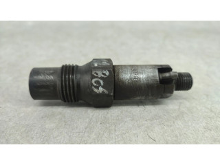 Vstřikovač LCR6705402D Peugeot 504 1.8