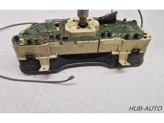 Топливная рампа 25063526 Opel Vectra A