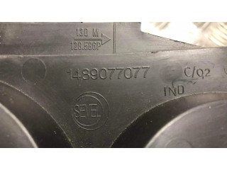 Другая деталь салона