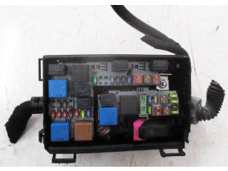 Блок предохранителей     Opel Meriva B    