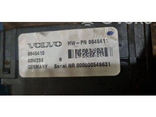   Pojistková skříňka 8645410   Volvo XC70 2002