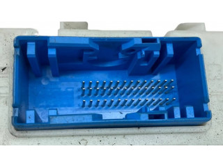 Блок предохранителей DV6T14A073DK, 517603F15   Ford Focus    