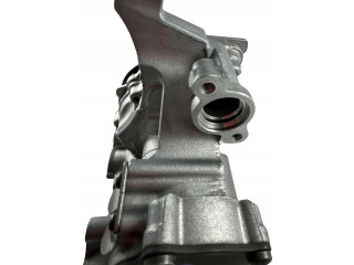 Масляный насос   04L145208T  Skoda Octavia Mk3 (5E) 