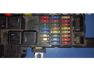 Блок предохранителей  518323324   Volvo V70    