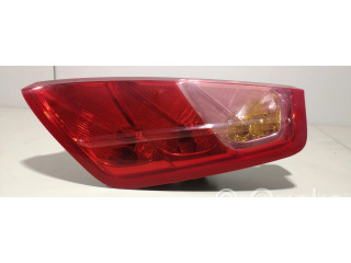 Задний фонарь правый 27460202, 51701590 Fiat Grande Punto