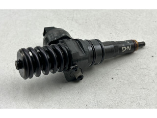 Форсунка 038130073BN    Volkswagen Touran I   