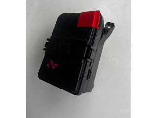 Блок предохранителей  68602404AA, 68347011AC   Jeep Grand Cherokee WL    