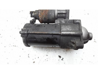 Стартер  233007689R   Renault Captur