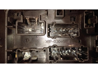   Pojistková skříňka S6FM4, 6284031601270008   Honda Civic 2004