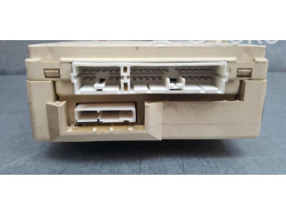 Блок предохранителей 4606292 Chrysler Stratus