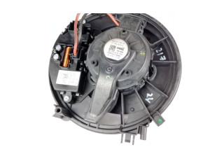 Вентилятор печки    5Q1819021B   Audi A3 S3 8V