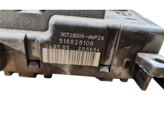 Ящик предохранителей (комплект) 30728008, 518828108   Volvo V70