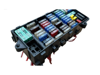 Pojistková skříňka 99761034000 Porsche Cayman 987 2007