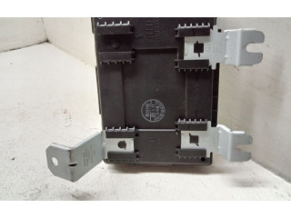 Pojistková skříňka Řídící jednotka BSM 954002WHZ0 Hyundai Santa Fe 2013