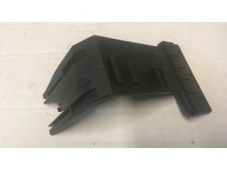 Другая деталь отсека двигателя