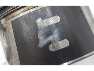 Píst T1DA   Ford Grand C-MAX  pro naftový motor 1.6  