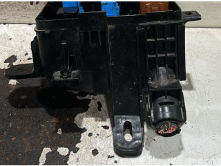 Pojistková skříňka Nssan Leaf I (ZE0) 2007