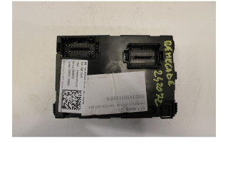 Блок предохранителей 00522200930   Jeep Renegade    