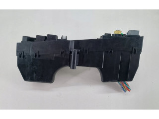 Блок предохранителей AX23-14290-AHA Jaguar XF X250