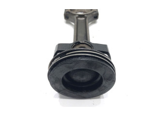  Поршень с шатуном  K9K646  Renault Clio IV  